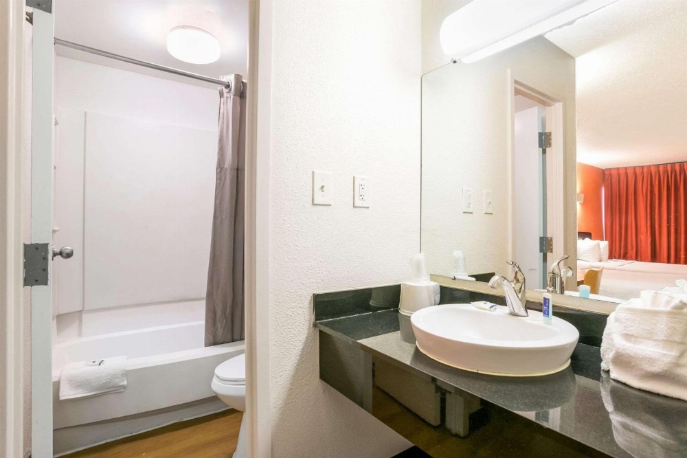Room Image 5